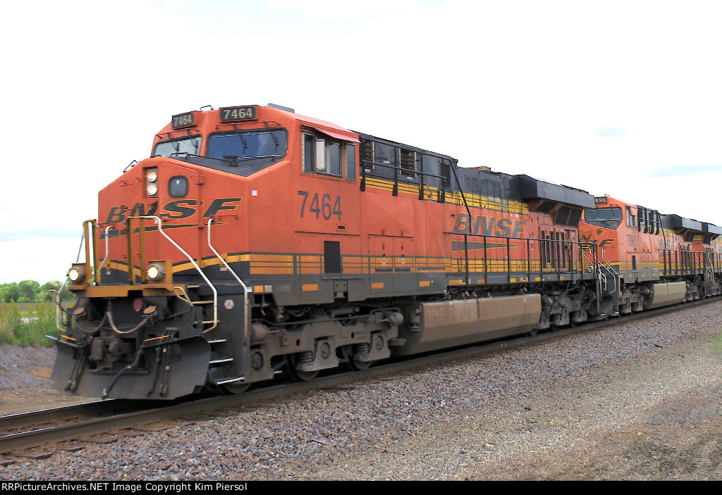 BNSF 7464